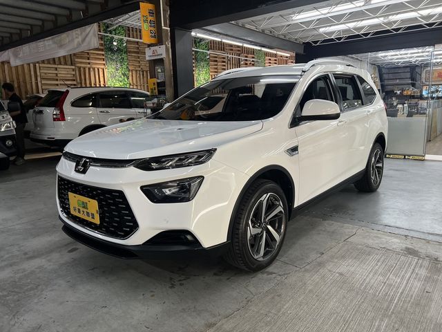 LUXGEN納智捷 URX  第1張相片