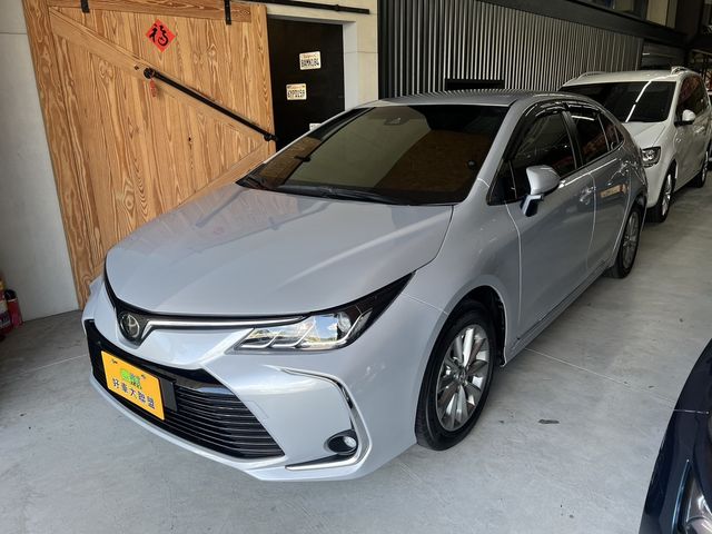 TOYOTA豐田 ALTIS  第1張相片
