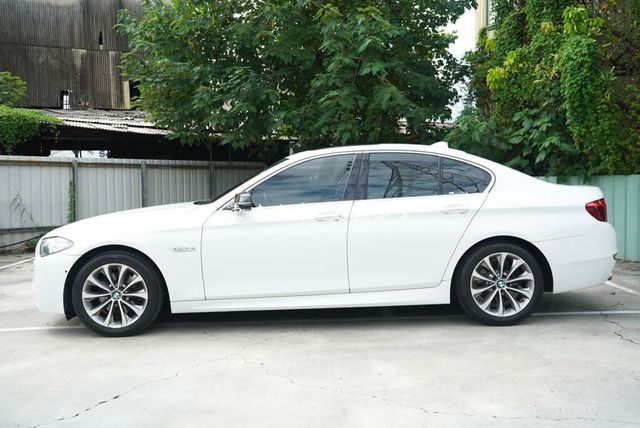 BMW寶馬 520I  第7張相片
