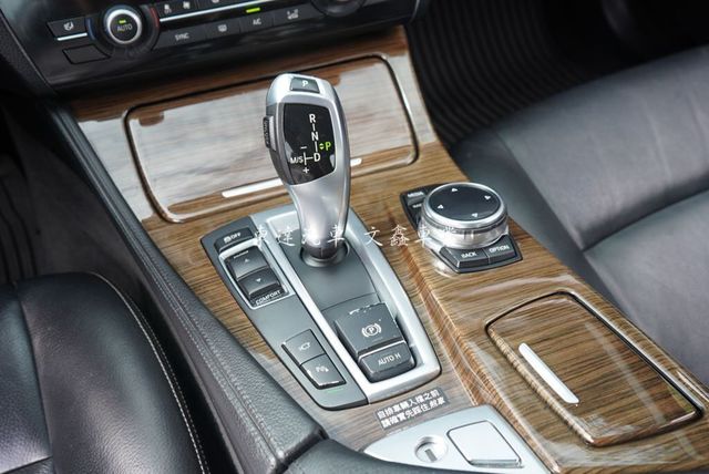 BMW寶馬 520I  第18張相片