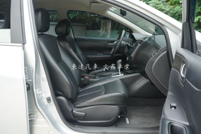 NISSAN日產 TIIDA  第13張相片