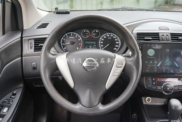 NISSAN日產 TIIDA  第15張相片