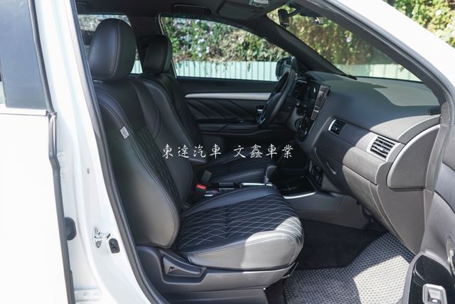 MITSUBISHI三菱 OUTLANDER  第11張相片