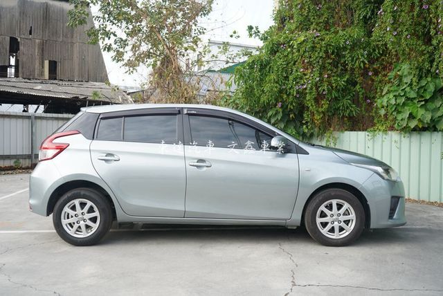 TOYOTA豐田 YARIS  第3張相片