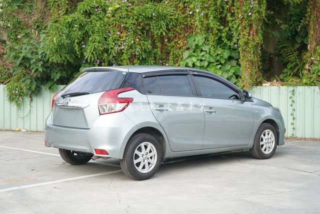TOYOTA豐田 YARIS  第4張相片