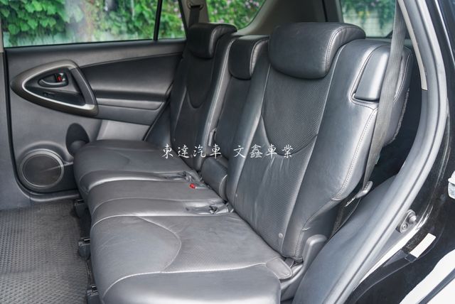TOYOTA豐田 RAV4  第12張相片