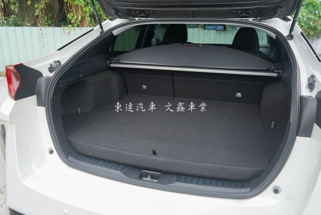 TOYOTA豐田 PRIUS PHV  第7張相片