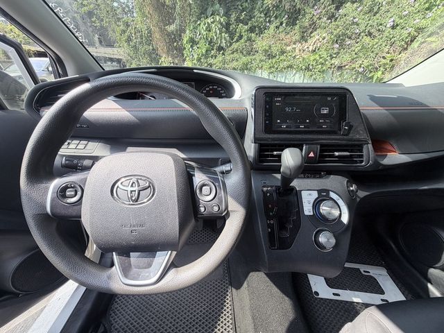 TOYOTA豐田 SIENTA  第6張相片
