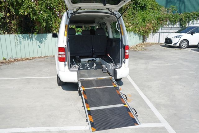 VOLKSWAGEN福斯 CADDY  第10張相片