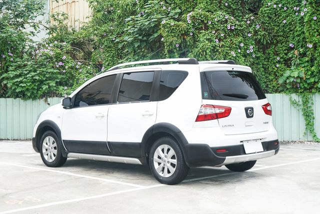 NISSAN日產 LIVINA  第6張相片