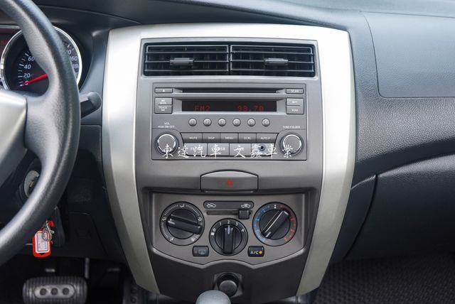 NISSAN日產 LIVINA  第17張相片