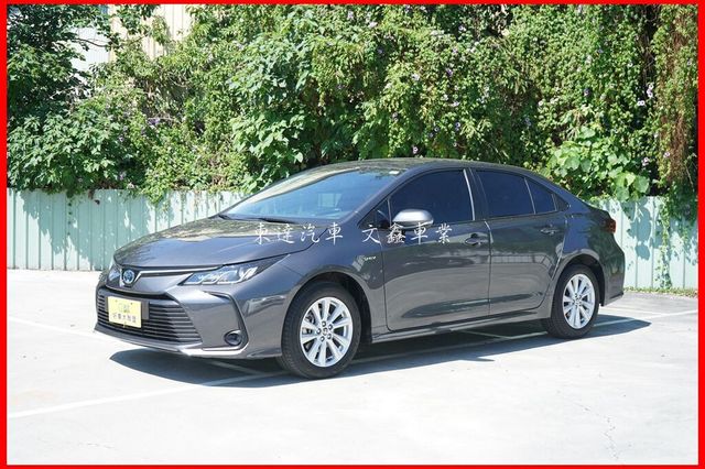 TOYOTA豐田 ALTIS  第1張相片