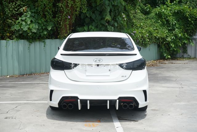 HYUNDAI現代 ELANTRA  第5張相片