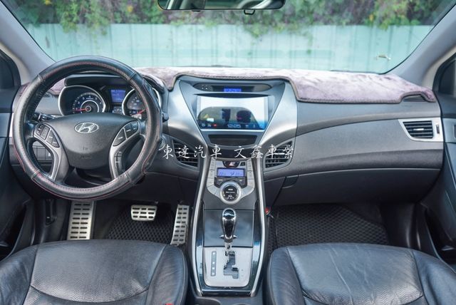 HYUNDAI現代 ELANTRA  第14張相片