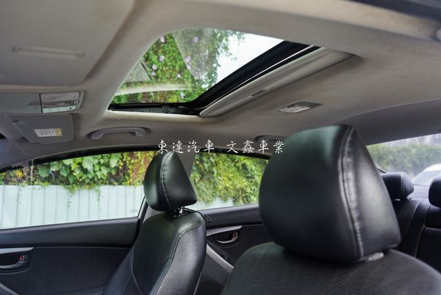 HYUNDAI現代 ELANTRA  第18張相片