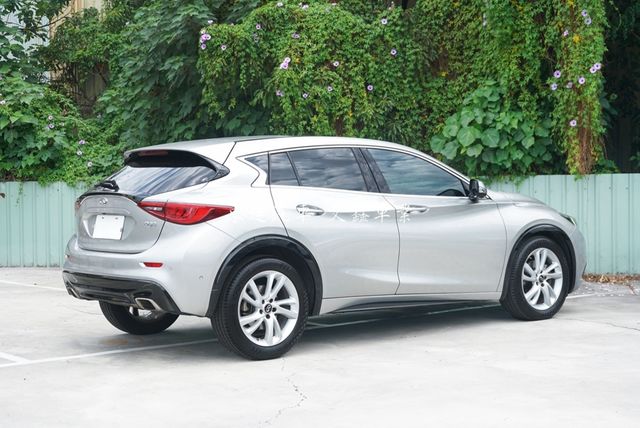 INFINITI無限 Q30  第4張相片