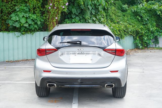 INFINITI無限 Q30  第5張相片