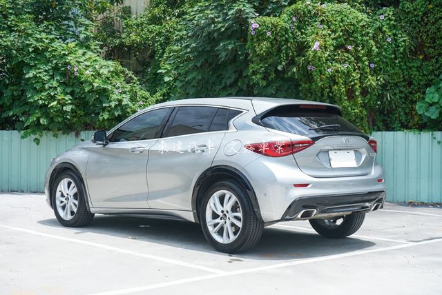 INFINITI無限 Q30  第6張相片