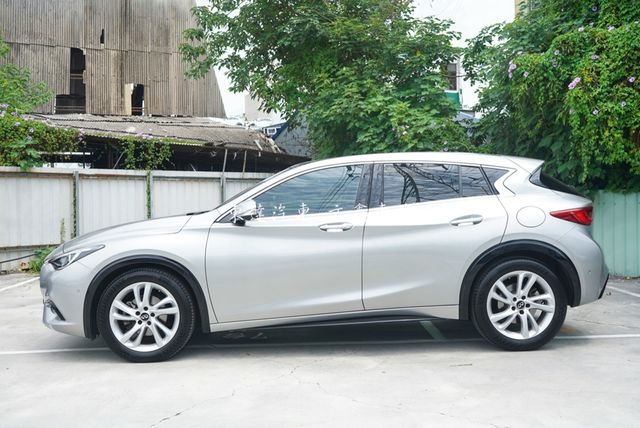 INFINITI無限 Q30  第7張相片