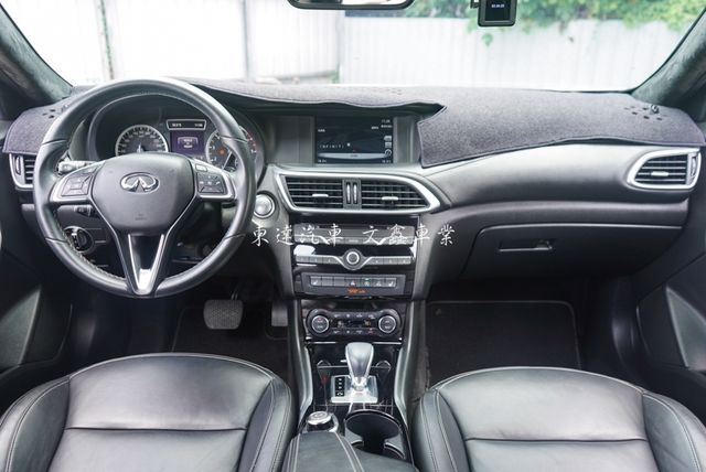 INFINITI無限 Q30  第11張相片