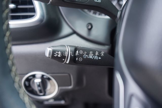 INFINITI無限 Q30  第13張相片