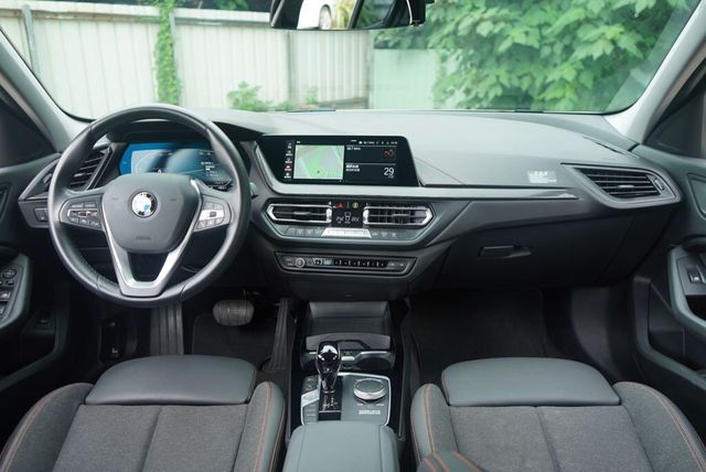 BMW寶馬 118I  第7張相片