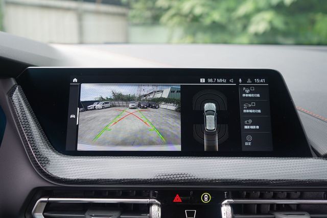 BMW寶馬 118I  第13張相片