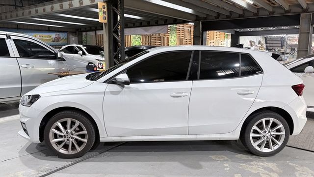 SKODA司科達 FABIA  第3張相片