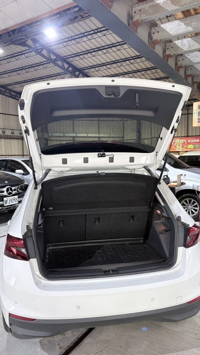SKODA司科達 FABIA  第4張相片
