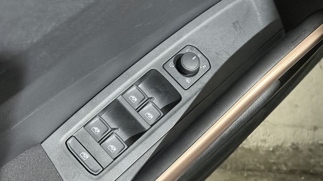 SKODA司科達 FABIA  第9張相片