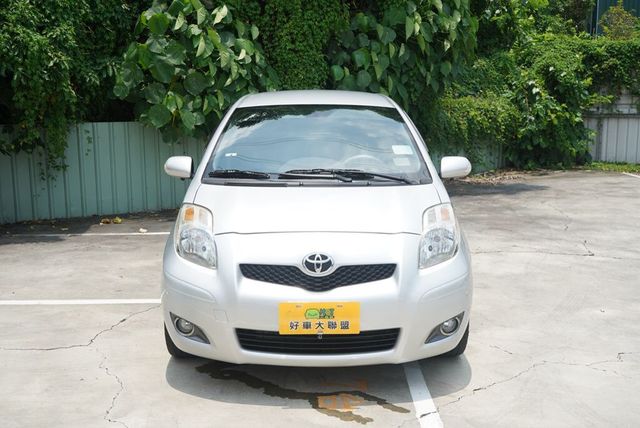 TOYOTA豐田 YARIS  第2張相片