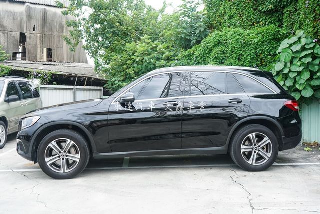 M-BENZ賓士 GLC300  第7張相片