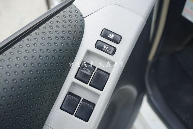 TOYOTA豐田 YARIS  第17張相片