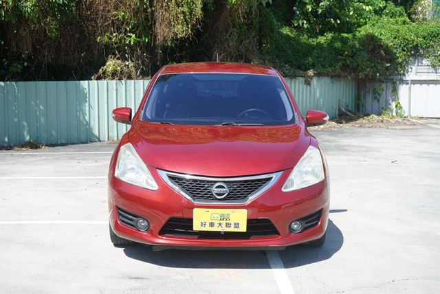 NISSAN日產 TIIDA  第2張相片