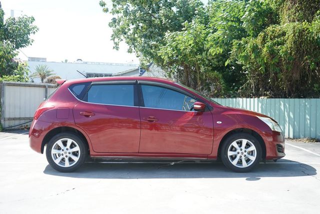 NISSAN日產 TIIDA  第3張相片