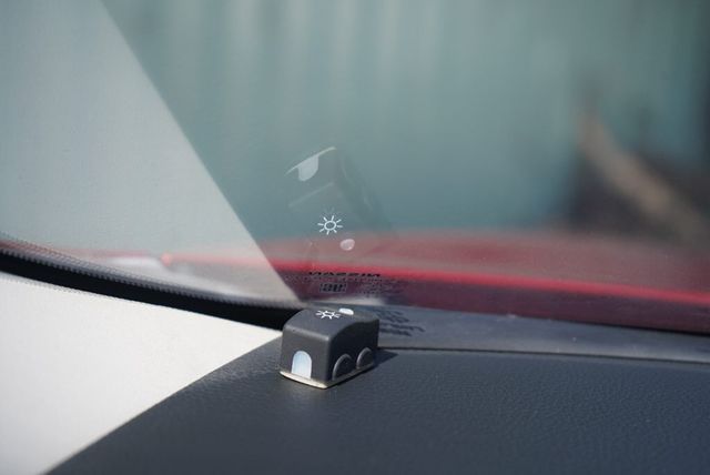NISSAN日產 TIIDA  第19張相片