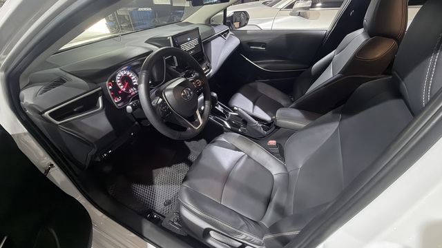 TOYOTA豐田 ALTIS  第5張相片