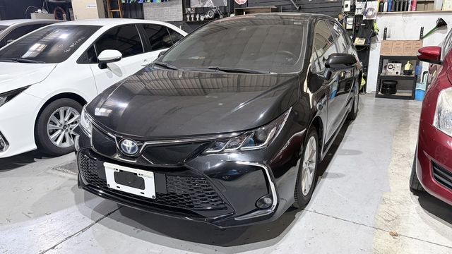 TOYOTA豐田 ALTIS  第1張相片