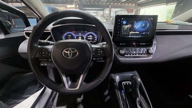 TOYOTA豐田 ALTIS  第7張相片