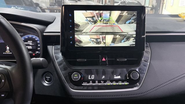 TOYOTA豐田 ALTIS  第9張相片