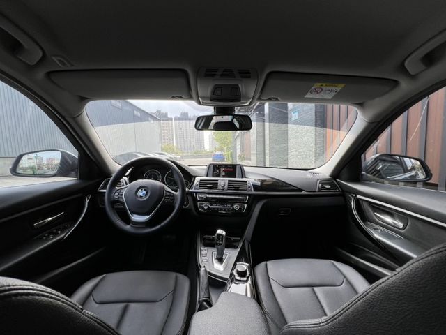 3 SERIES SEDAN F30  第5張相片