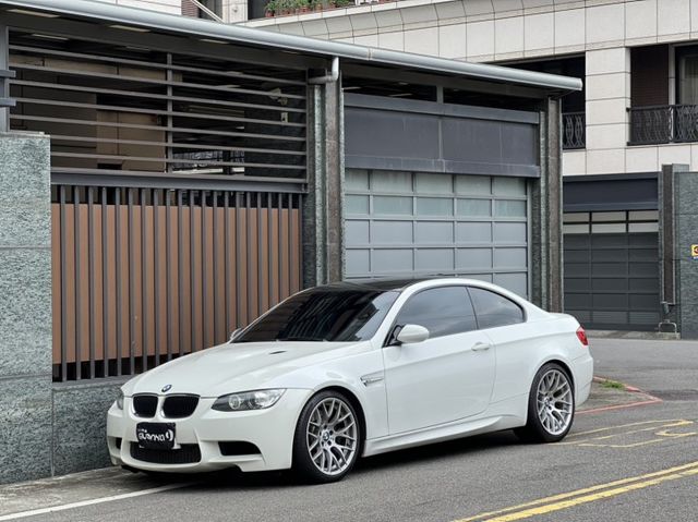 M3 SEDAN E90  第1張相片