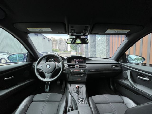 M3 SEDAN E90  第5張相片