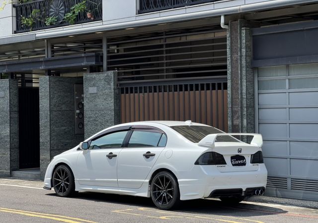 CIVIC  第2張相片