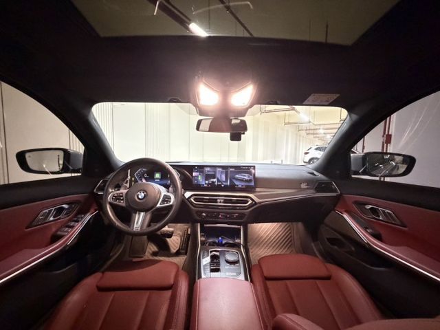 3 SERIES TOURING  第5張相片