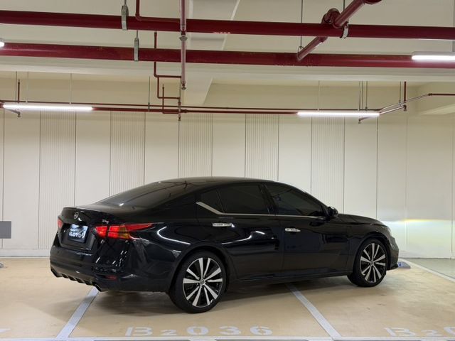 ALTIMA  第2張相片