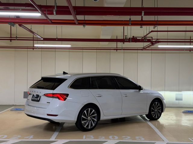 OCTAVIA COMBI  第2張相片