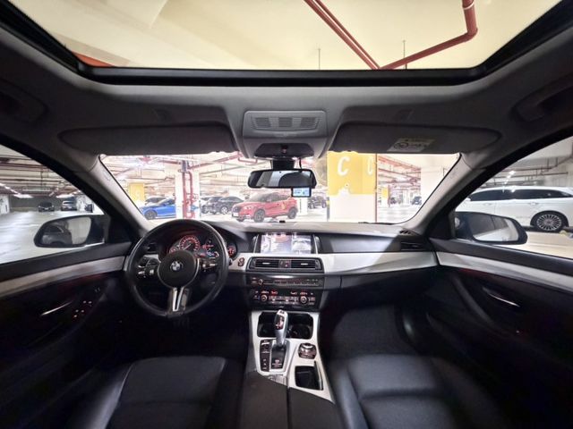 5 SERIES TOURING F11  第5張相片