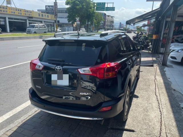 TOYOTA豐田 RAV4  第4張相片