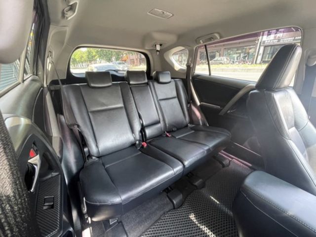 TOYOTA豐田 RAV4  第7張相片